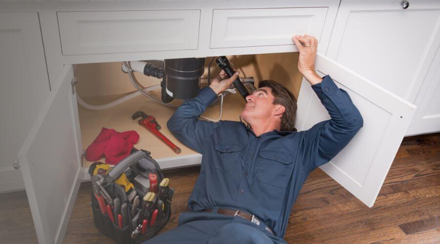 Local expert plumbing services in Iroquois, IL